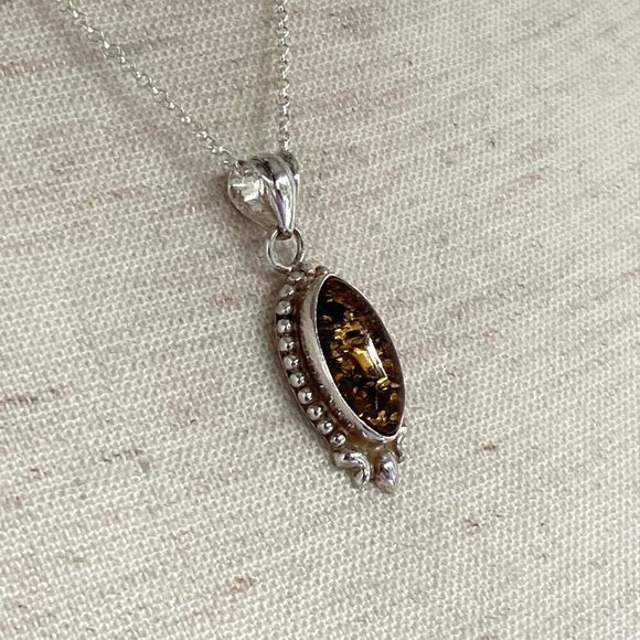 Sterling Silver 925 Baltic Amber Cabochon Pendant Necklace 18" Rolo Chain - Picture 7 of 16
